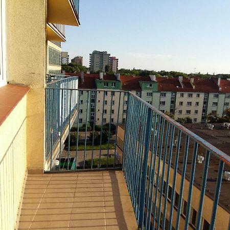 Apartament Ostrowskiego Apartment Wroclaw Exterior photo